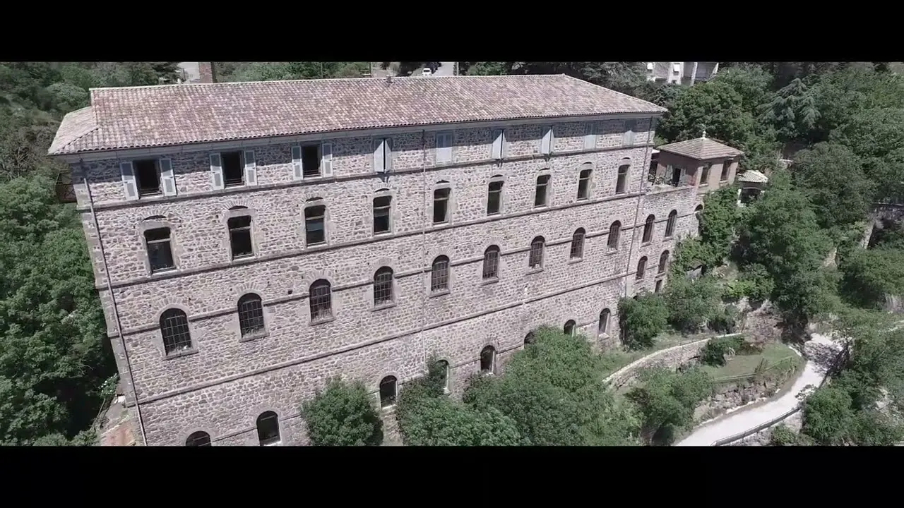 Pierre Traversier, architecte à Charmes-sur-Rhône, Usine Bellevue